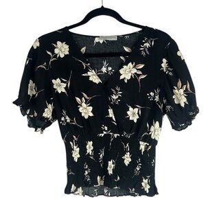 Paper Crane Black Floral Short Sleeve Boho Casual V-Neck Short Sleeve Top Size S